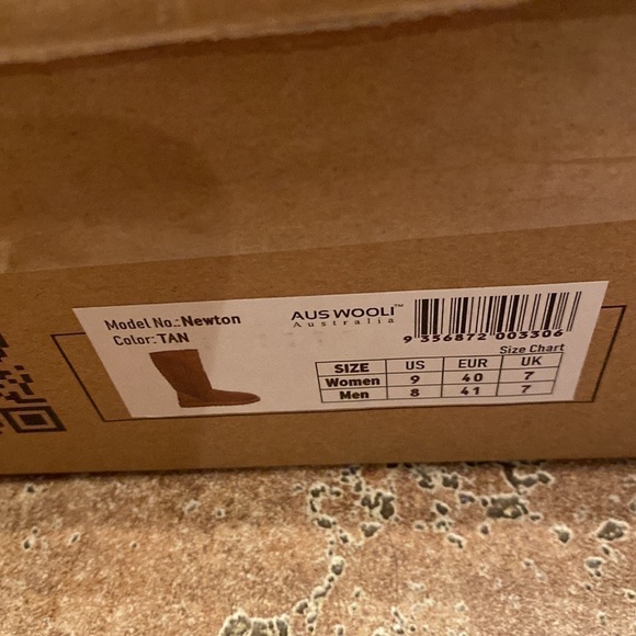 AUS WOOLI Australia Tall tan boots size 9 - Picture 9 of 11